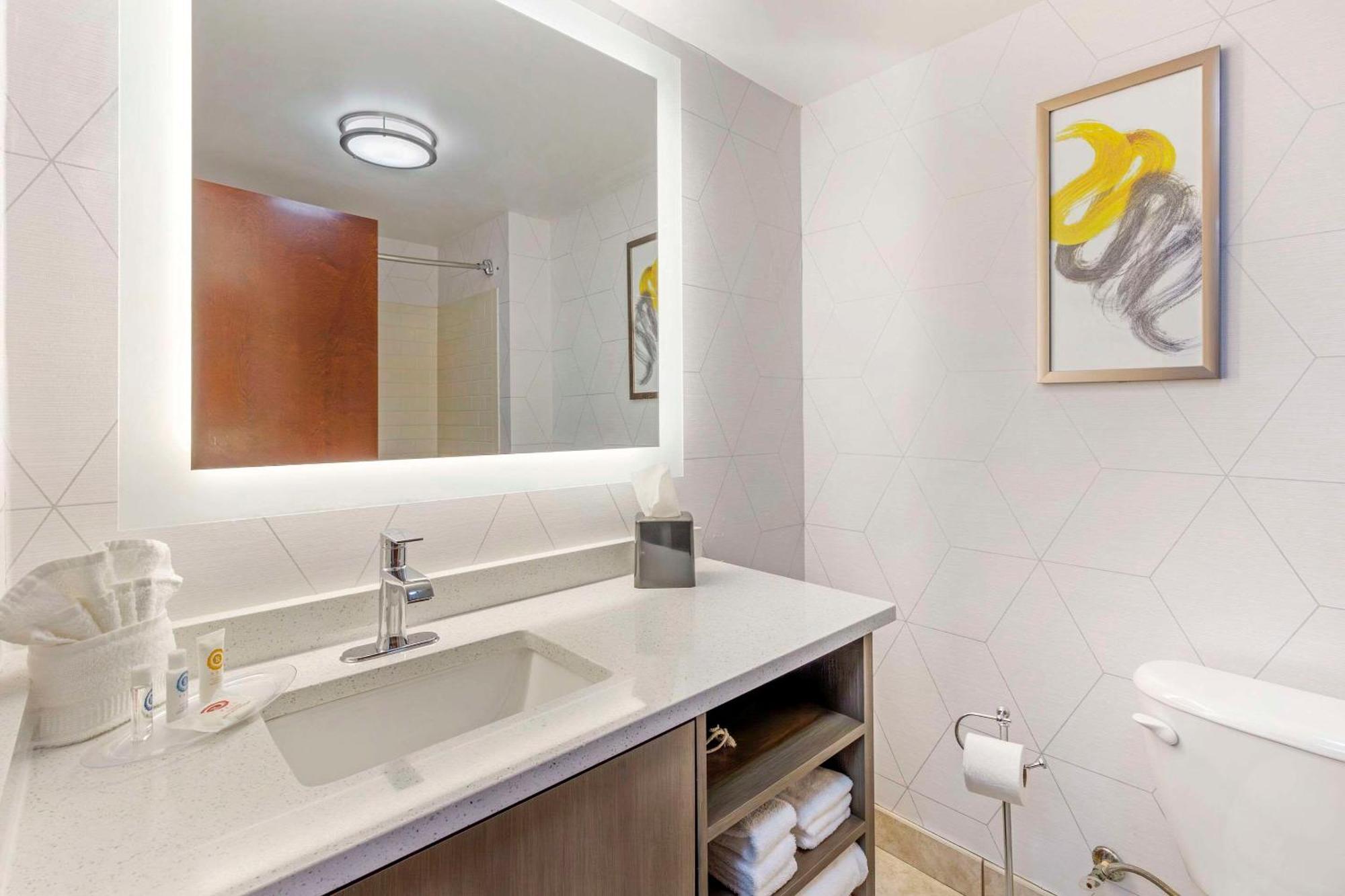 Comfort Suites Whitsett Eksteriør bilde