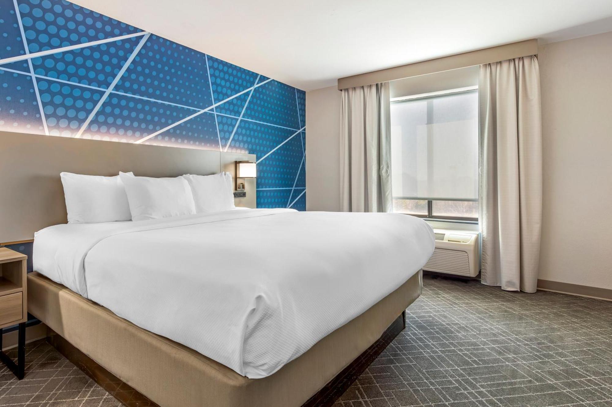 Comfort Suites Whitsett Eksteriør bilde