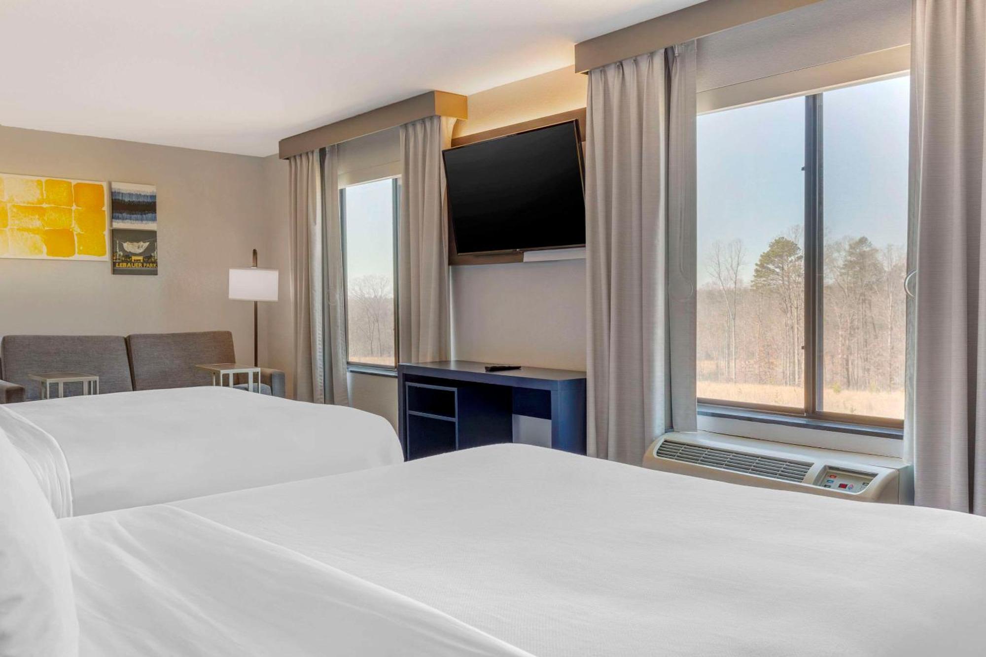 Comfort Suites Whitsett Eksteriør bilde