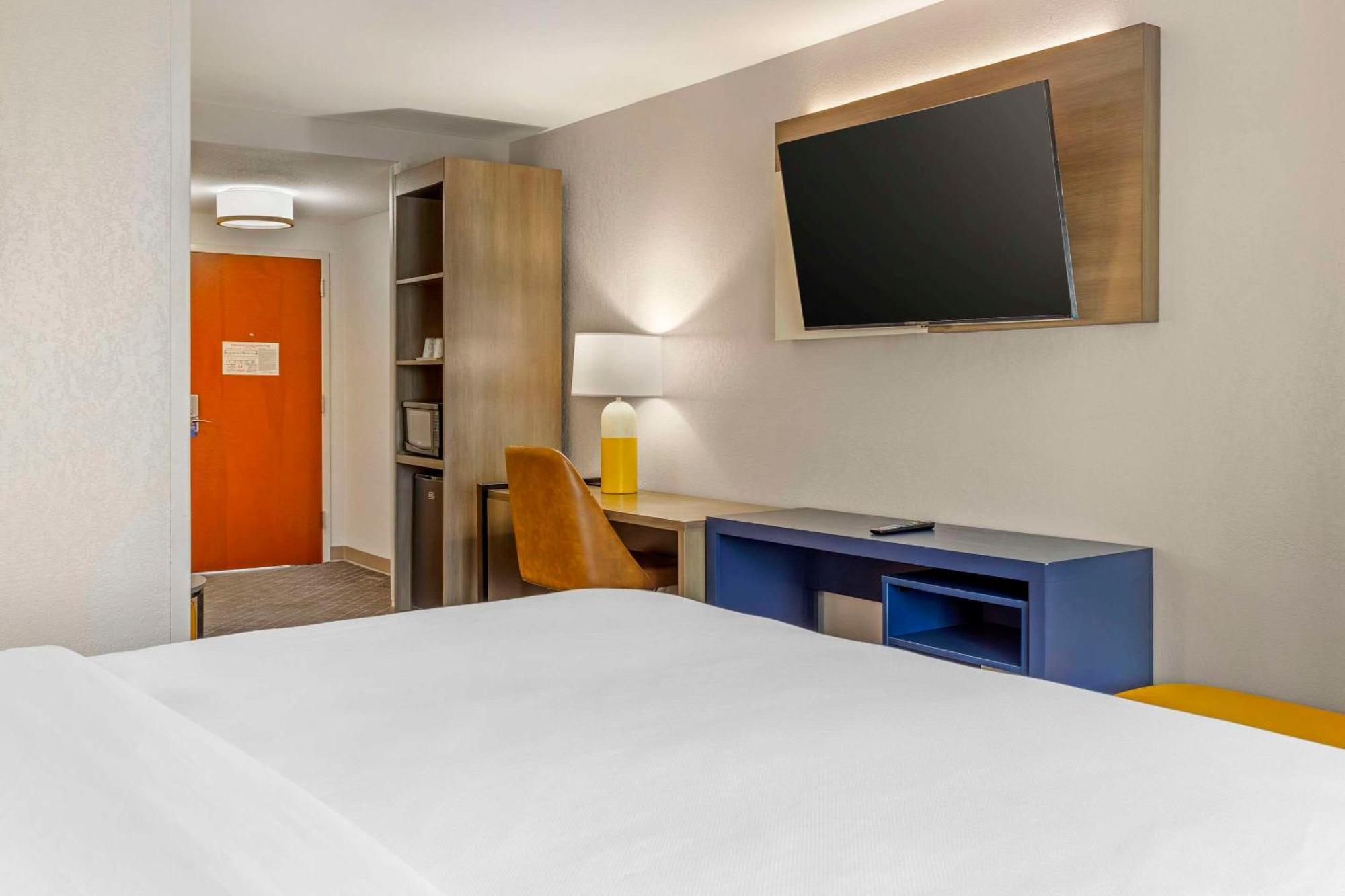 Comfort Suites Whitsett Eksteriør bilde