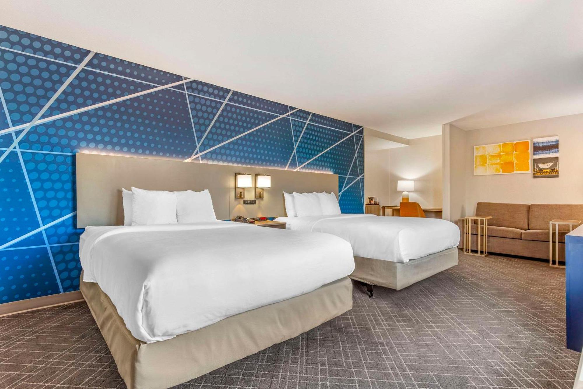 Comfort Suites Whitsett Eksteriør bilde